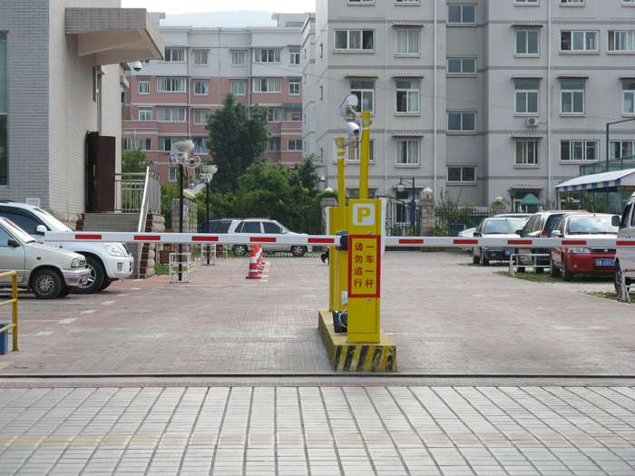 四川涼山州國(guó)稅局停車(chē)場(chǎng)系統(tǒng)