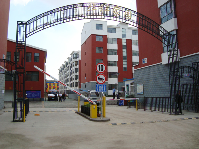 寧夏石嘴山華祥花園小區停車場系統