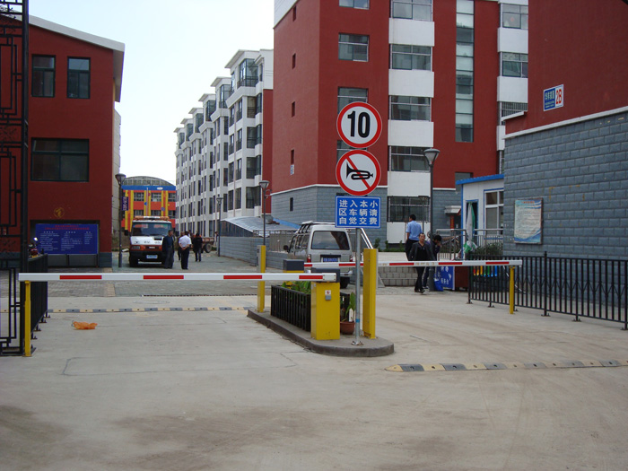 寧夏石嘴山華祥花園小區停車場系統