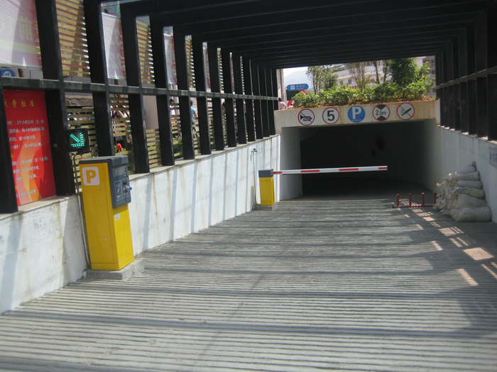 福建龍巖汽車客運(yùn)中心停車場(chǎng)系統(tǒng)方案