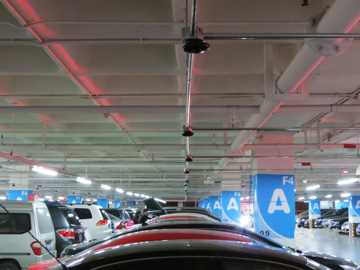 超聲波車位引導(dǎo)系統(tǒng)現(xiàn)場(chǎng)圖